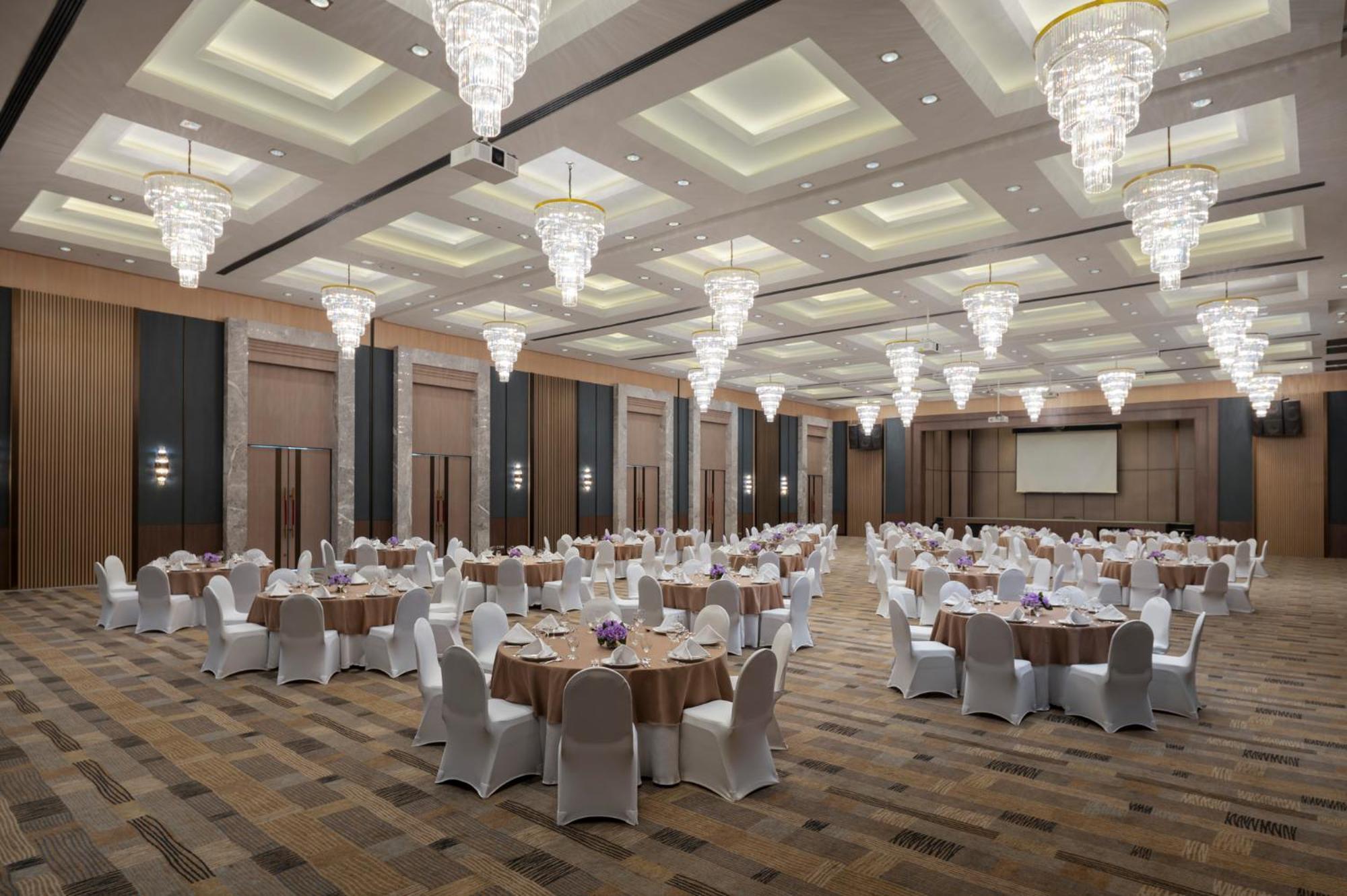The Tide Resort Bangsaen Екстериор снимка